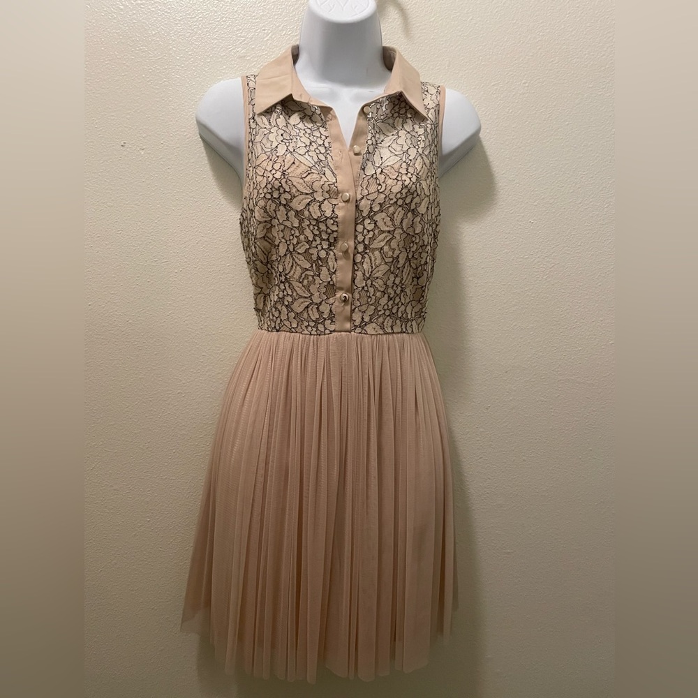 Forever 21 Tutu style dress . Cream color.